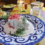 Photo.- page 89 | Andrik Oechler – Caption: At Mi Casa, the flavors bold and the recipes are spot-on. Point in case: the signature chile en nogada.