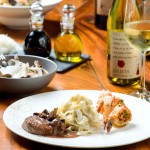 Photo.- page 92 | Francisco Estrada – Caption: this platter from Romeo & Julieta highlights special selections from its menu, with steak, pasta, and shrimp