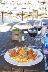 Breaded Butterfly Shrimp.- with rice and steamed vegetables