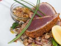 La Panga Antigua Restaurant & Bar – LCM 42 Winter 2016