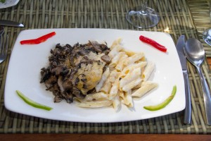 Chicken Breast.- with Mushrooms and White Wine, Pasta Alfredo