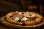 Pizza Primavera SUNSET POINT – Mozzarella & parmesan , cream andricotta cheese.