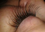 extension-de-pestanas-perfilado-y-planchado-de-cejas